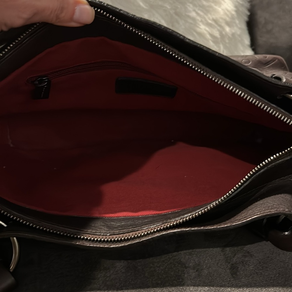Andrea Mabiani Luxury Rustic Inspired Brown Leather Embossed Shoulder/Tote Bag - Picture 10 of 11